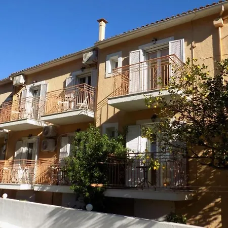 아파트 Afrodite 12 Spacious Apartment