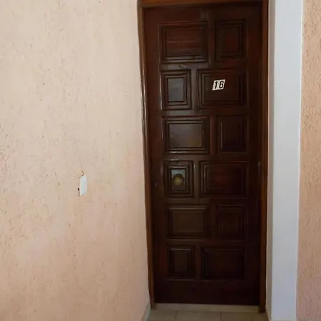 Afrodite 12 Spacious Apartment